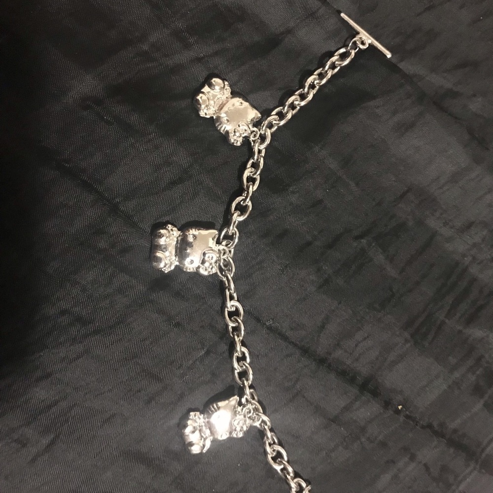 was a gift and does not fit me